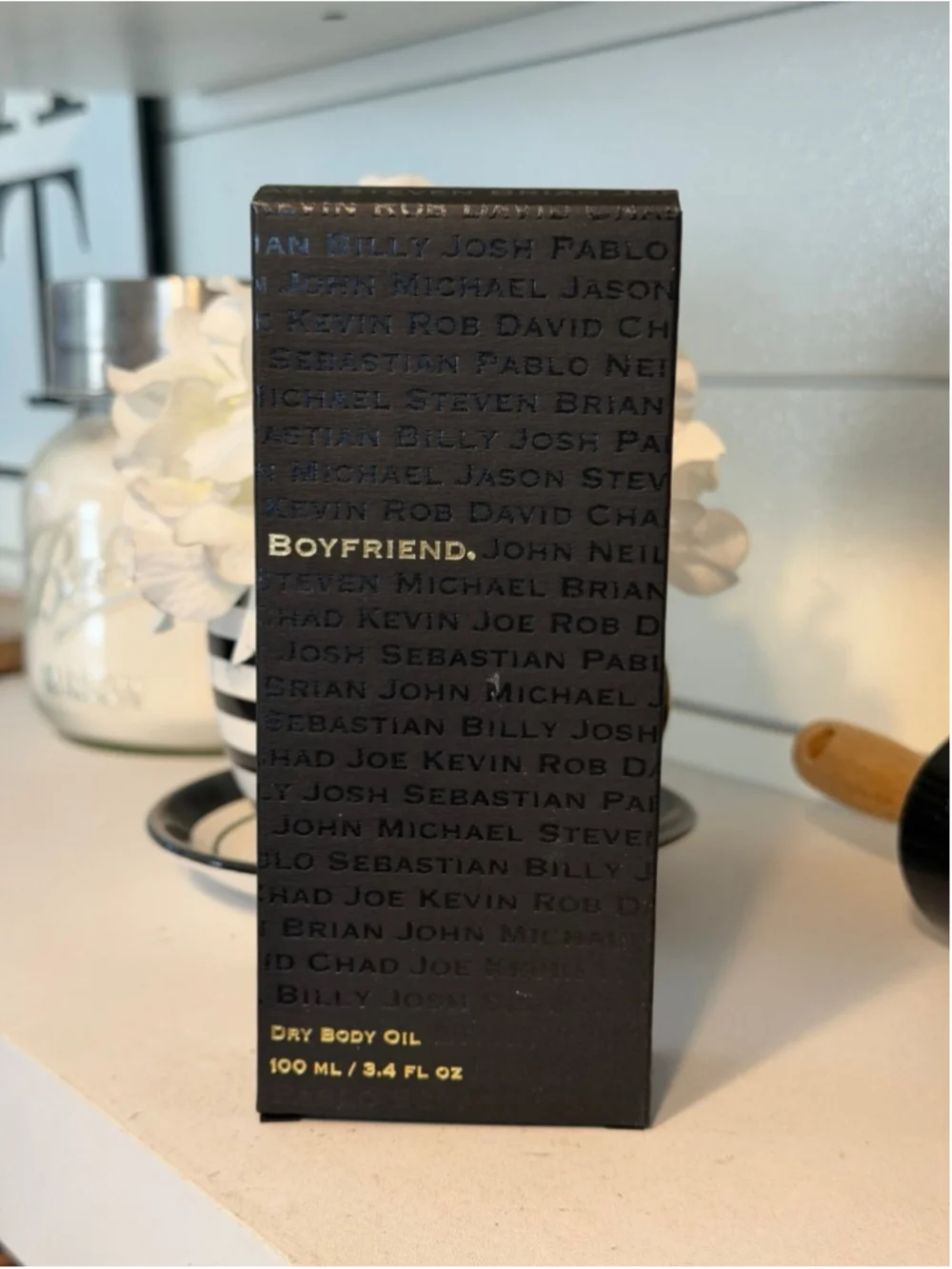 NIB Niche Kate Walsh Boyfriend Dry Body Oil Spray